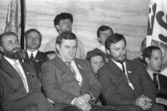 02.1989r.-Lech-Walesa-w-kosciele-w-Mistrzejowicach.-fot.-Jacek-Boron-AF-FMW02