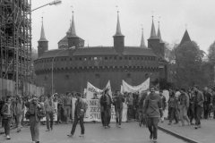 1989-r.-Wiosenne-demonstracje-mlodziezy-i-studentow-w-Krakowie-fot.-Jacek-Boron-Tomasz-28