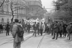 1989-r.-Wiosenne-demonstracje-mlodziezy-i-studentow-w-Krakowie-fot.-Jacek-Boron-Tomasz-35