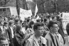 1_1989-r.-Wiosenne-demonstracje-mlodziezy-i-studentow-w-Krakowie-fot.-Jacek-Boron-Tomasz-25