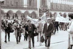 06-Zburzyc-mur-berlinski-10.1989-rok-fot.-Jacek-Boron-AF-FMW