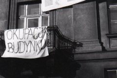 25.01.1990-r.-Okupacja-budynku-ZSMP-fot.-Jacek-Boron-AF-FMW-58